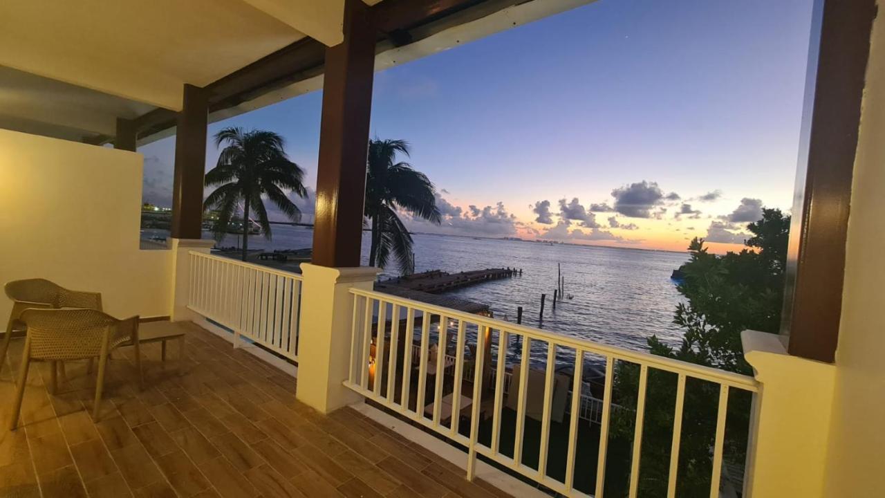 Bartolome Oceanfront Suites Isla Mujeres Exterior foto