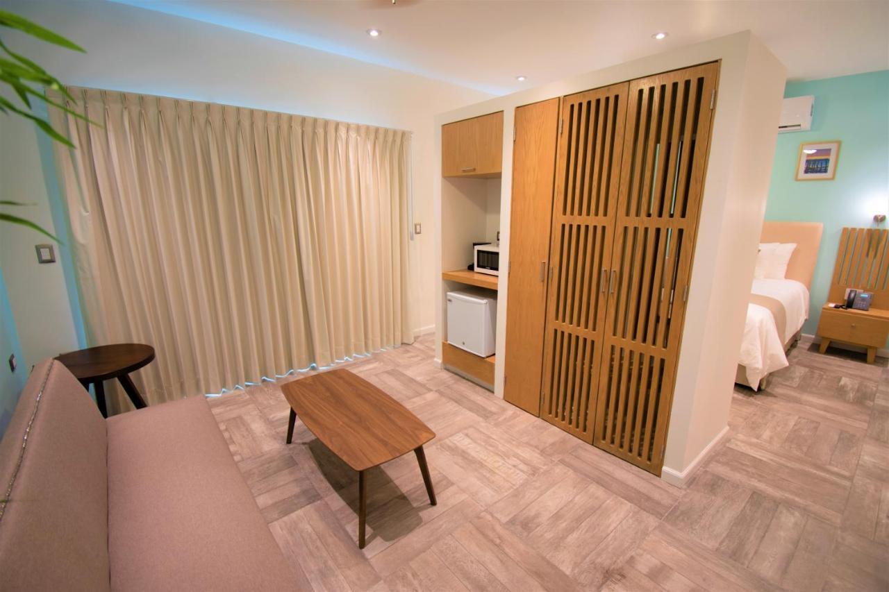 Bartolome Oceanfront Suites Isla Mujeres Exterior foto