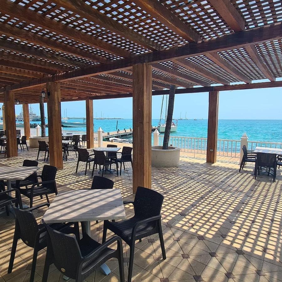 Bartolome Oceanfront Suites Isla Mujeres Exterior foto
