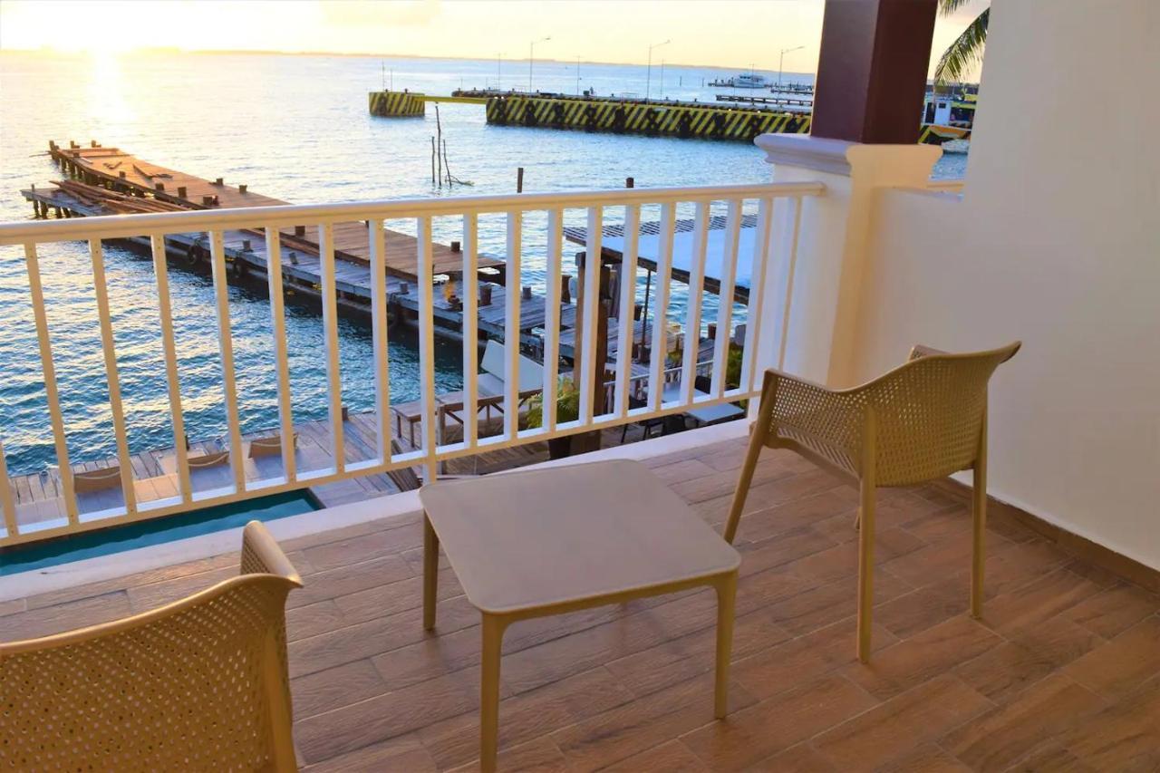 Bartolome Oceanfront Suites Isla Mujeres Exterior foto