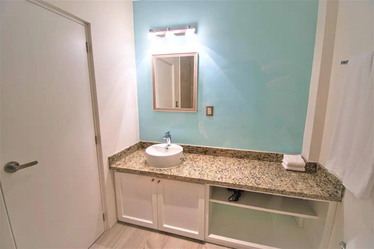 Bartolome Oceanfront Suites Isla Mujeres Exterior foto
