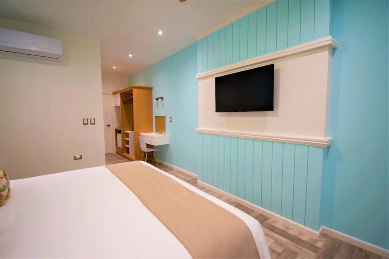Bartolome Oceanfront Suites Isla Mujeres Exterior foto
